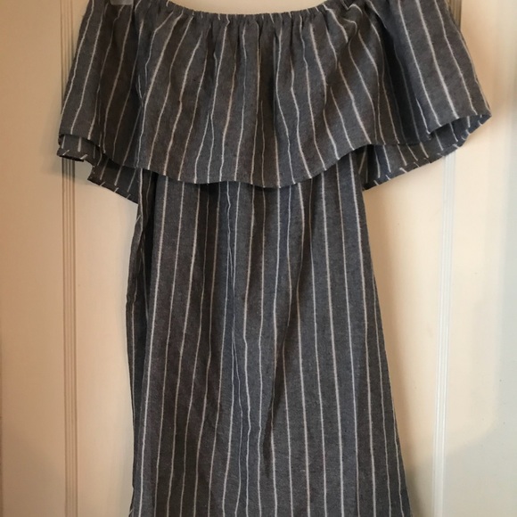 NWT size M Honey Punch chambray dress - Picture 3 of 5